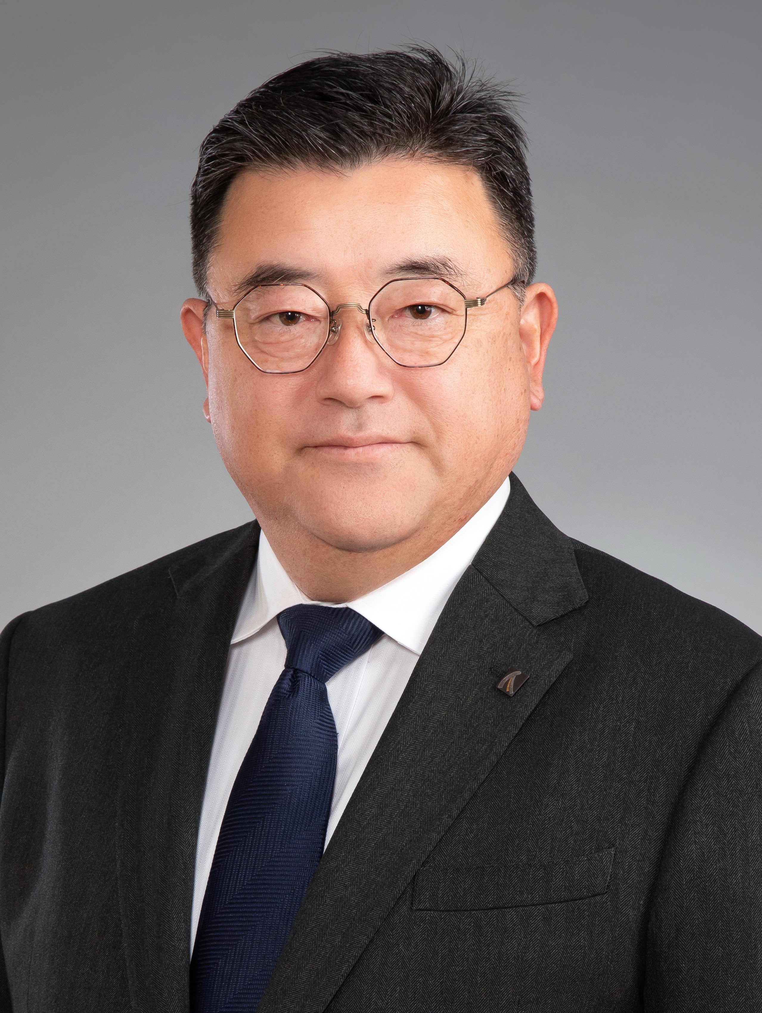 総監督 右田尚久